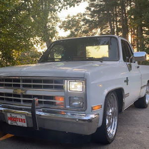 Meet your Posher, Armando